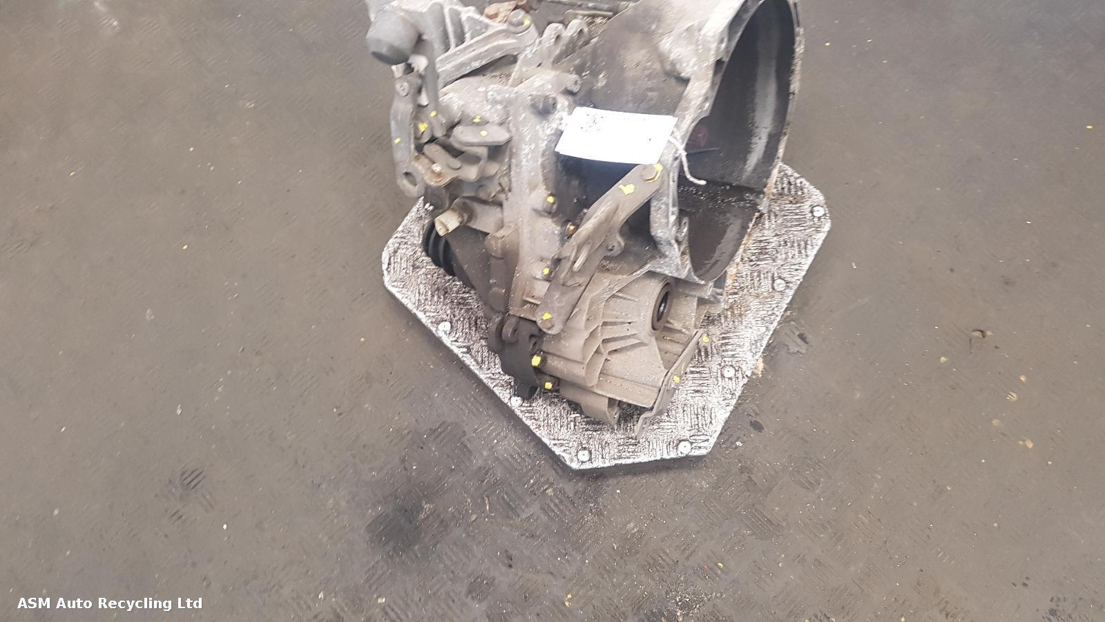 View Auto part Gearbox Ford Focus 2004