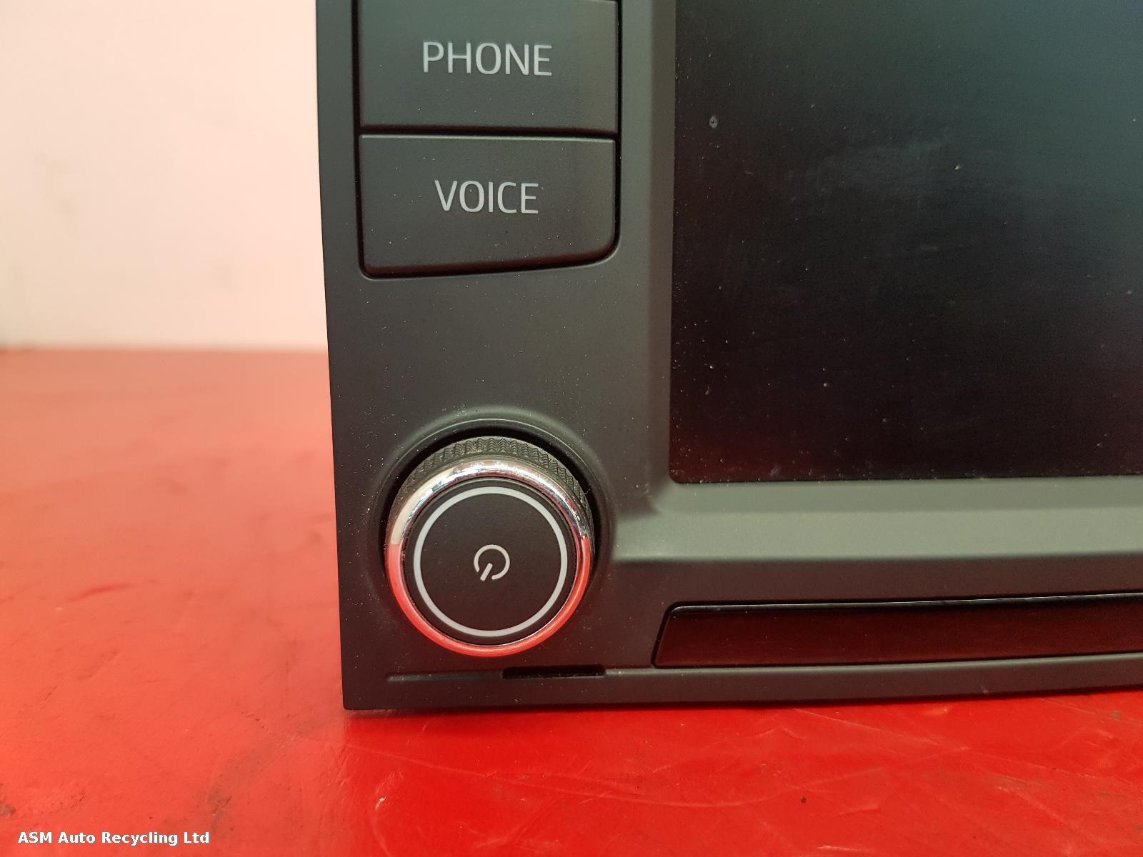 View Auto part Radio Display Seat Toledo 2017