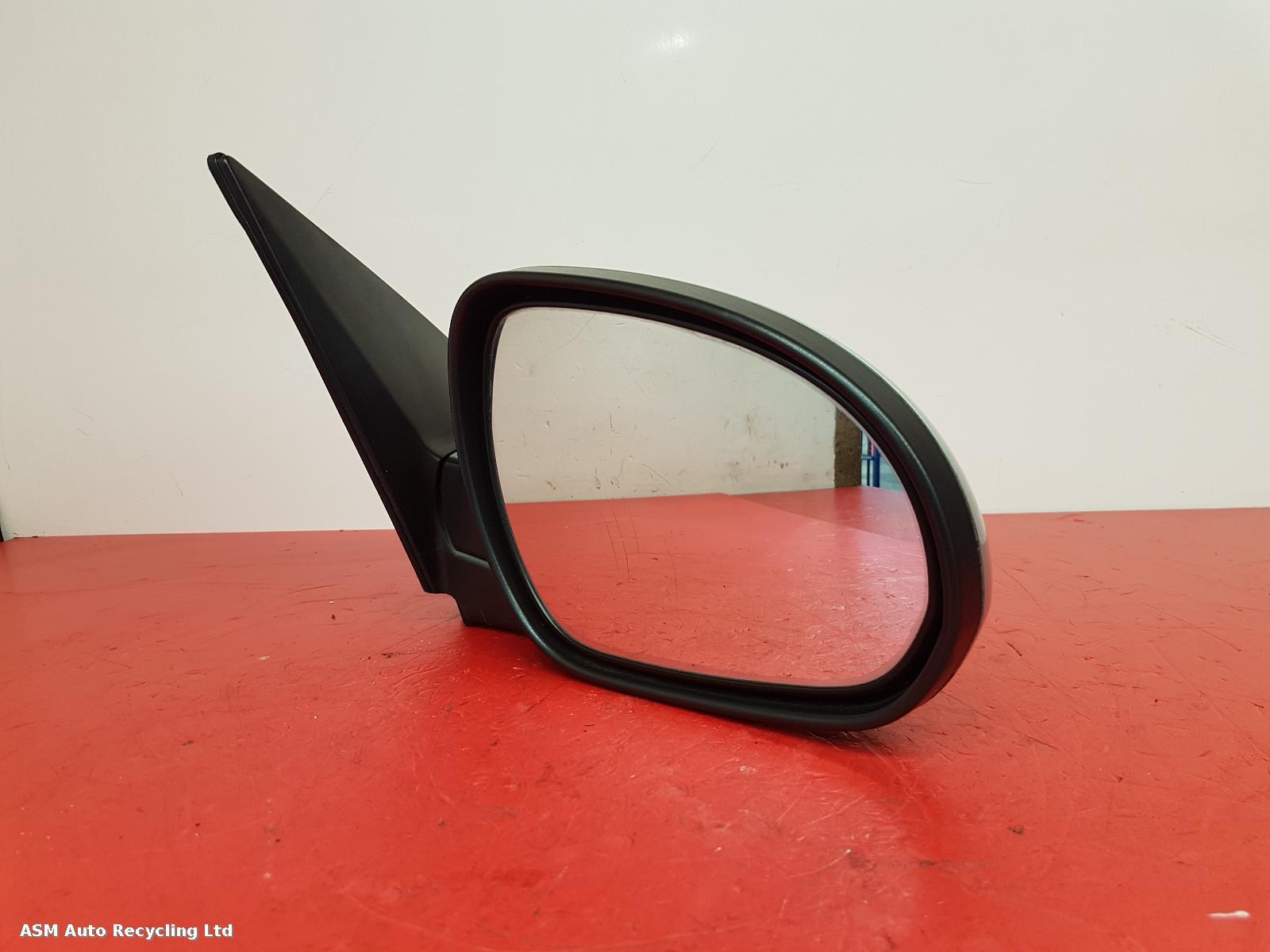 View Auto part R Door Mirror Hyundai I30 2011