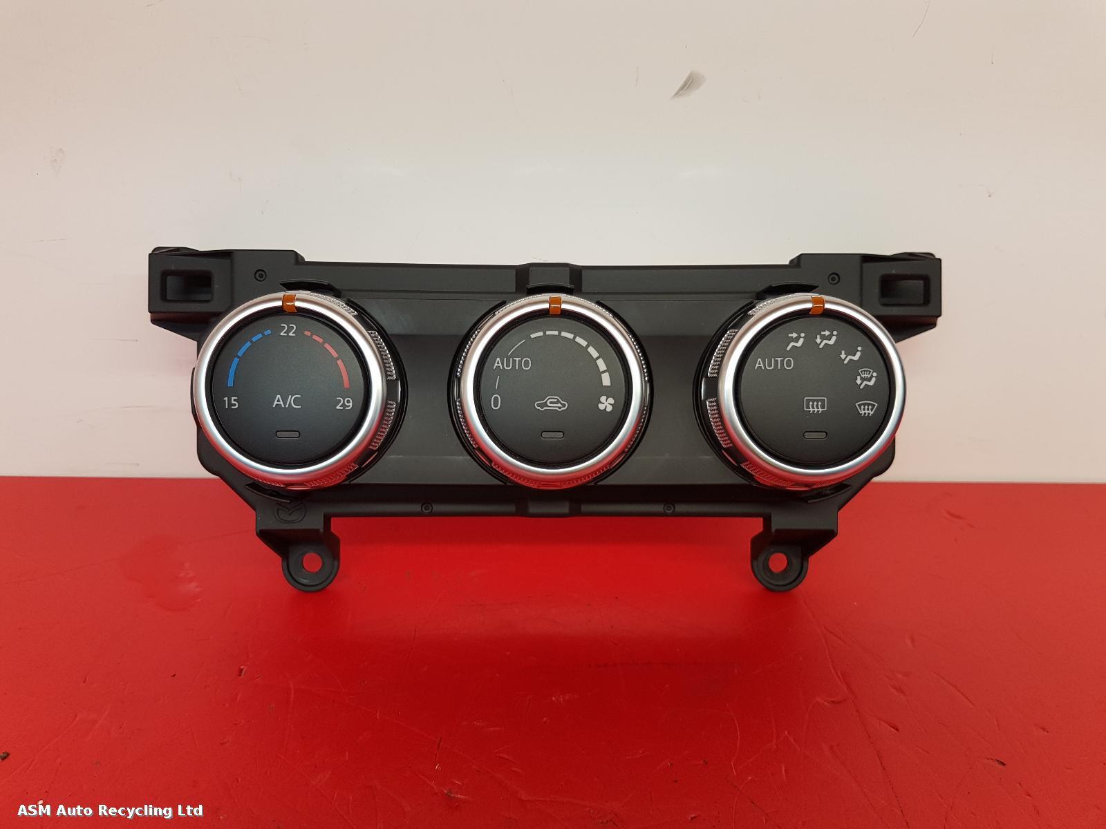 View Auto part Heater/AC Controller Mazda 2  2017