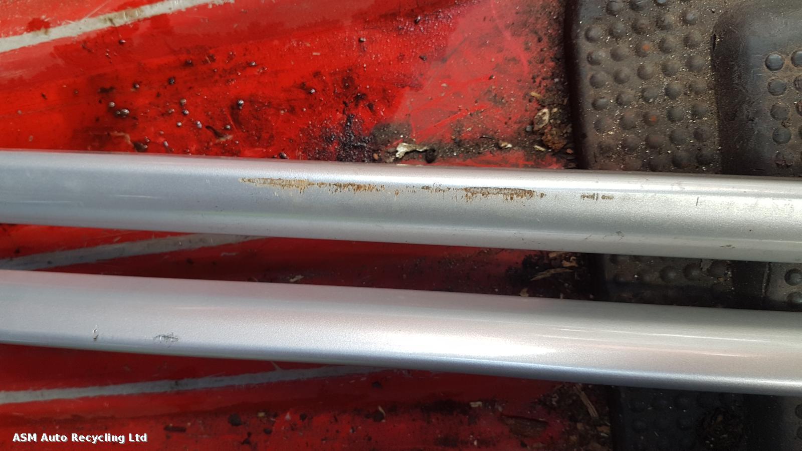 View Auto part Roof Rail Nissan X Trail 2020