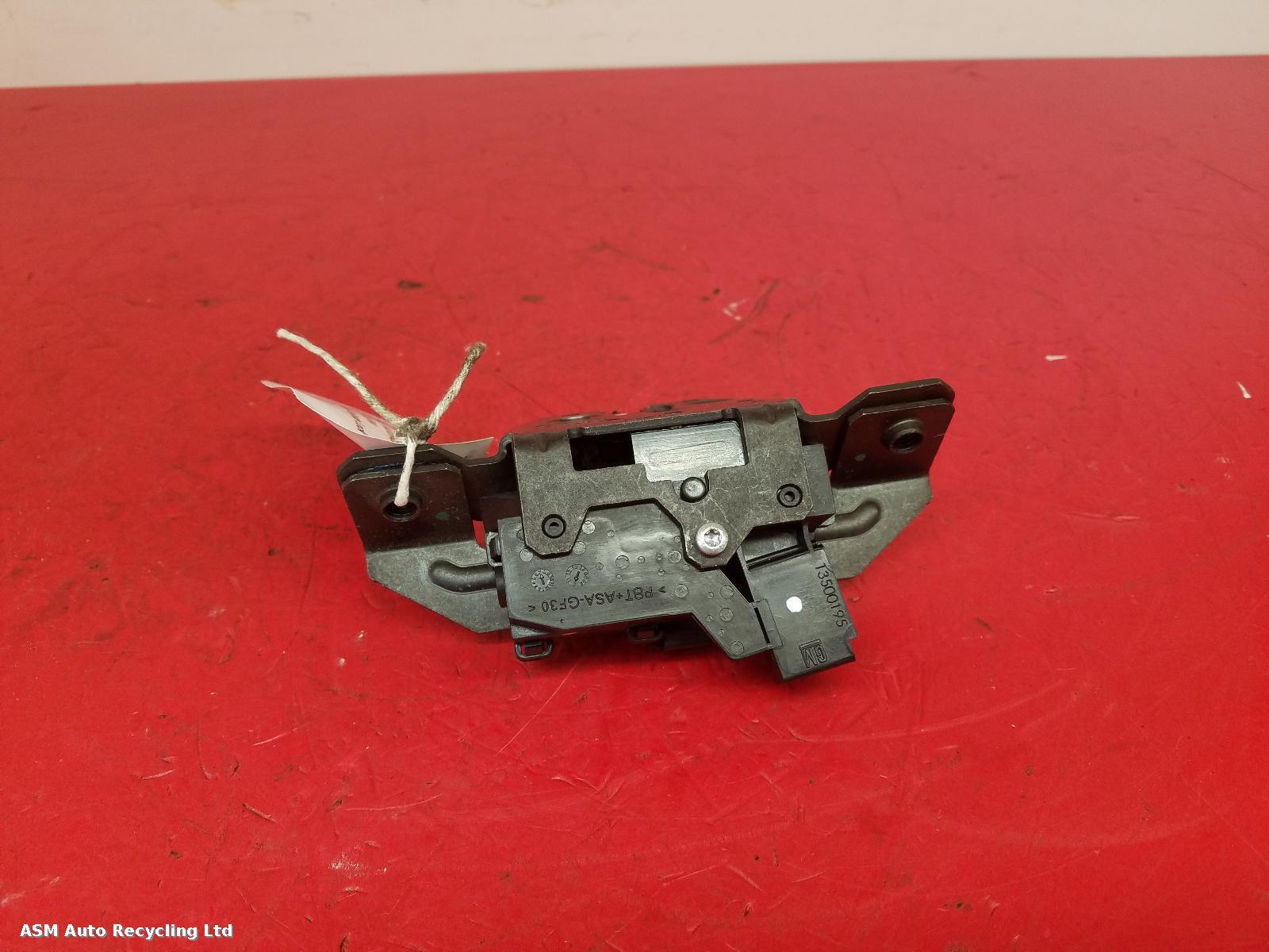 View Auto part Bootlid/Tailgate Lock Vauxhall Astra 2010