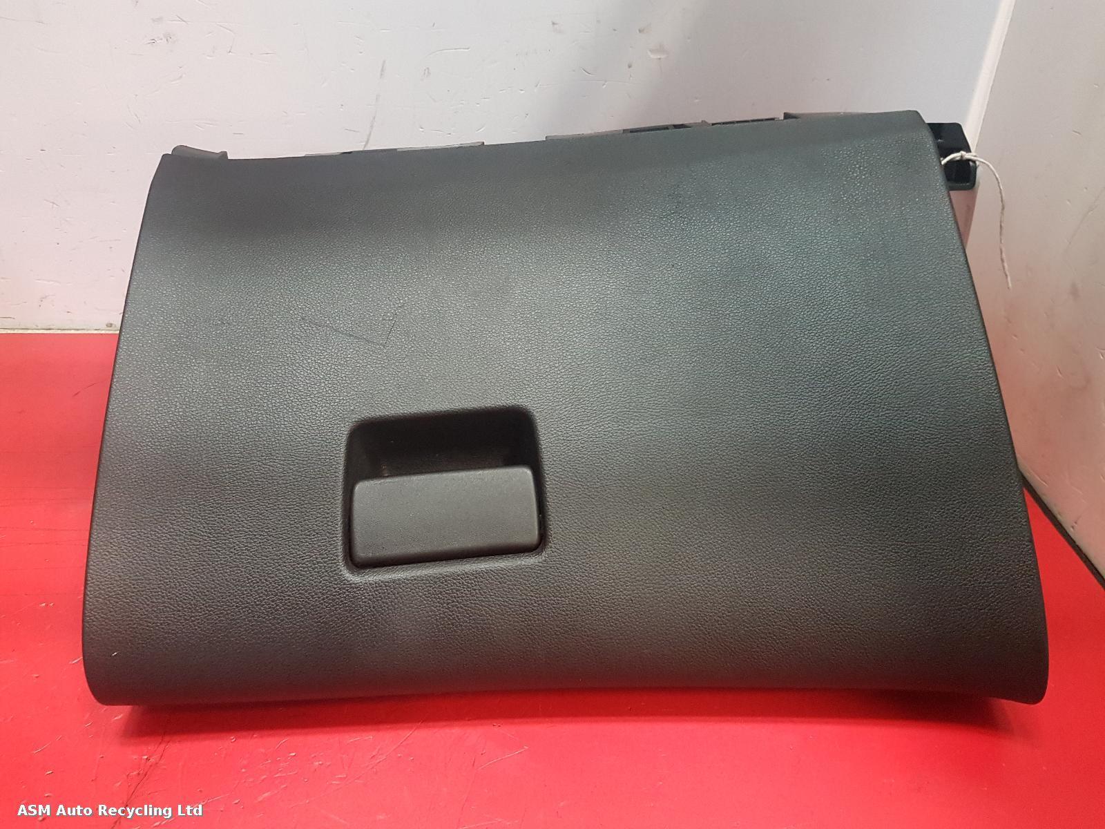 View Auto part Glove Box Vauxhall Astra 2014