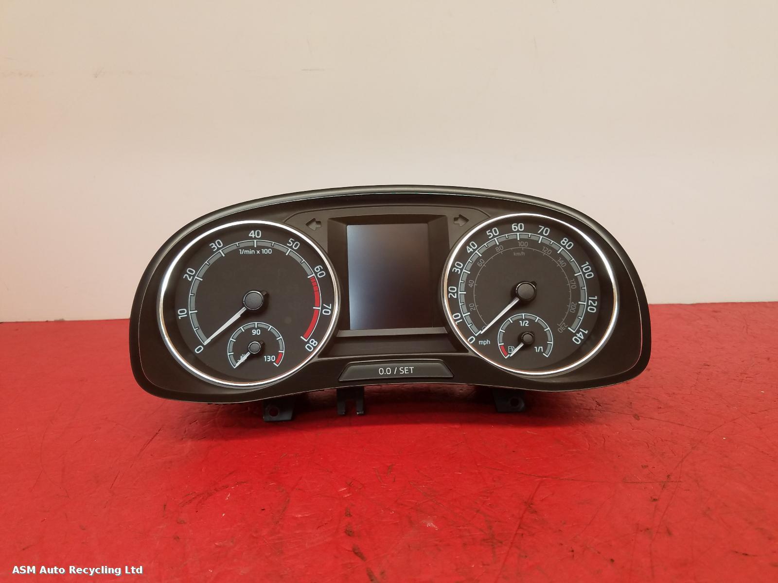 View Auto part Speedometer Skoda Fabia 2021