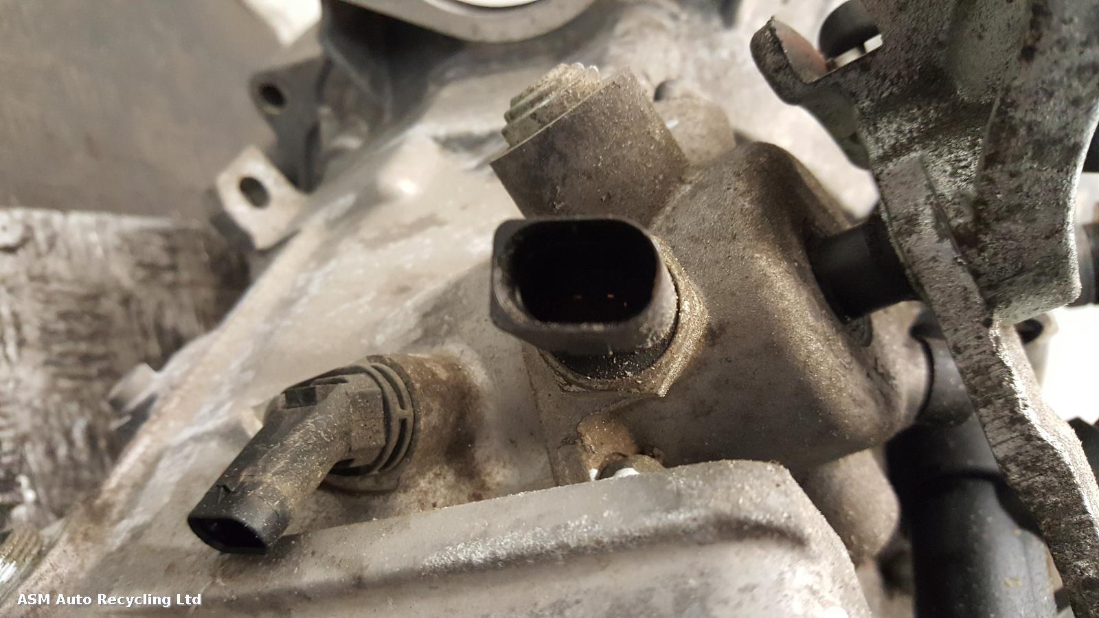 View Auto part Gearbox Volkswagen Golf 2019