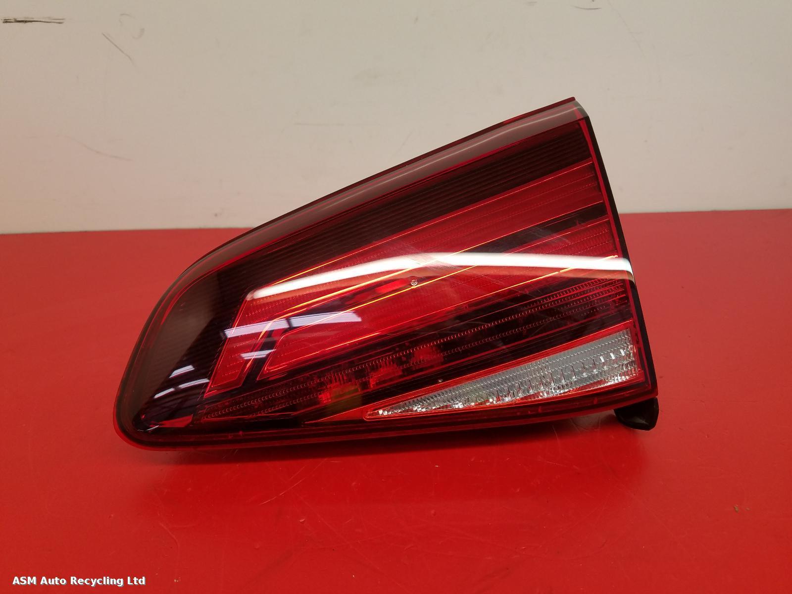 View Auto part R Taillight Volkswagen Golf 2019