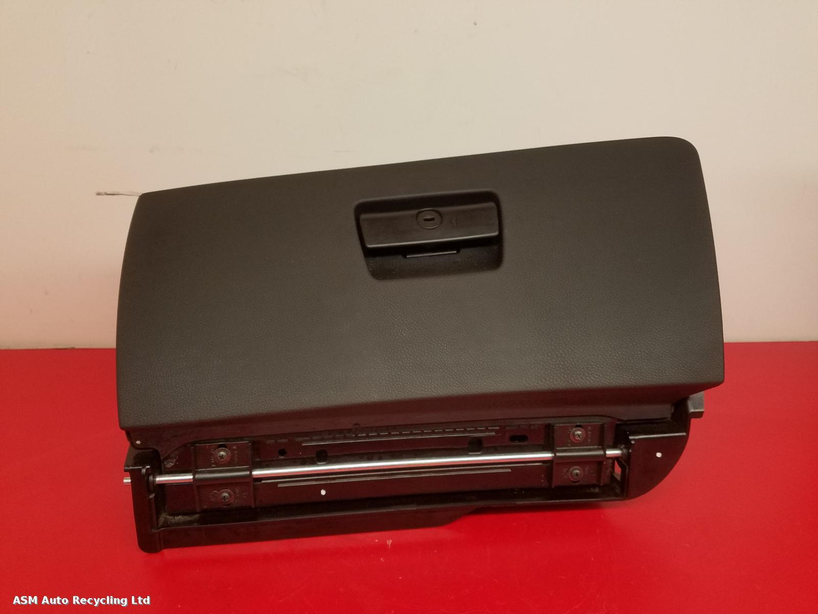 View Auto part Glove Box Bmw 3 Series 2006