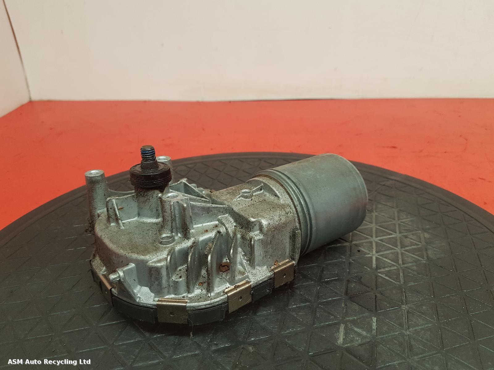 View Auto part Wiper Motor Front Volvo C30 2012