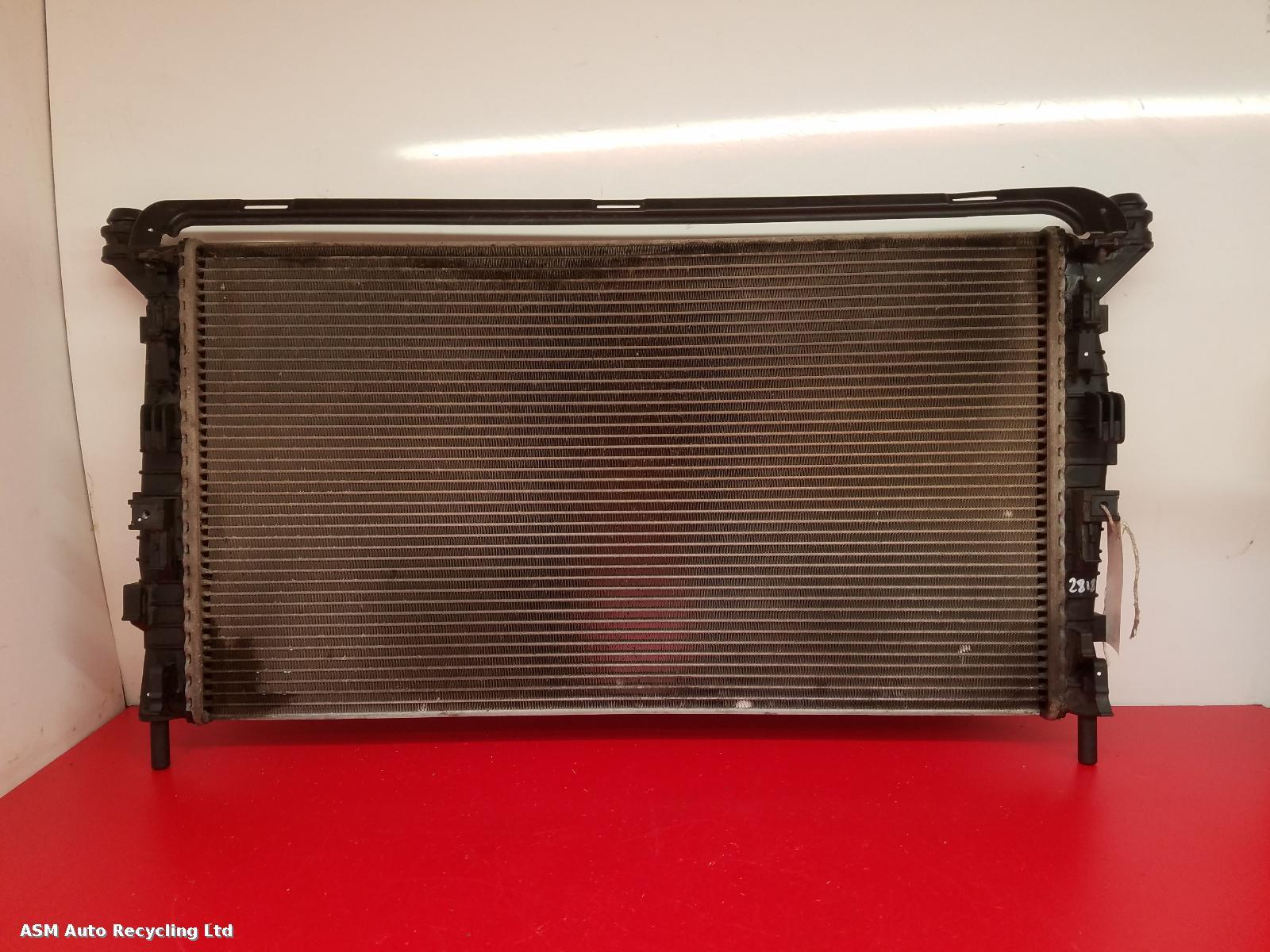 View Auto part Radiator Volvo C30 2012