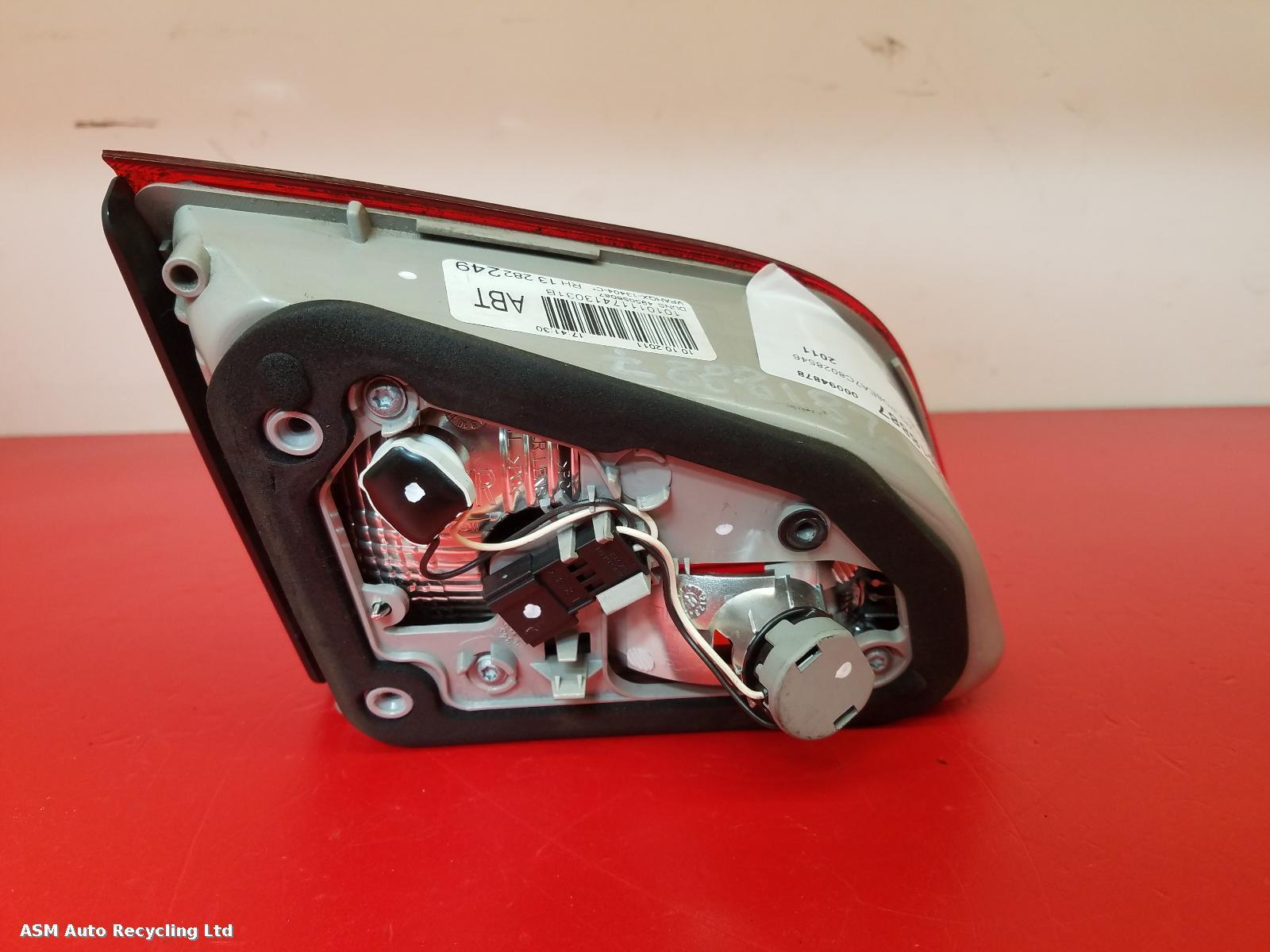 View Auto part R Taillight Vauxhall Astra 2011