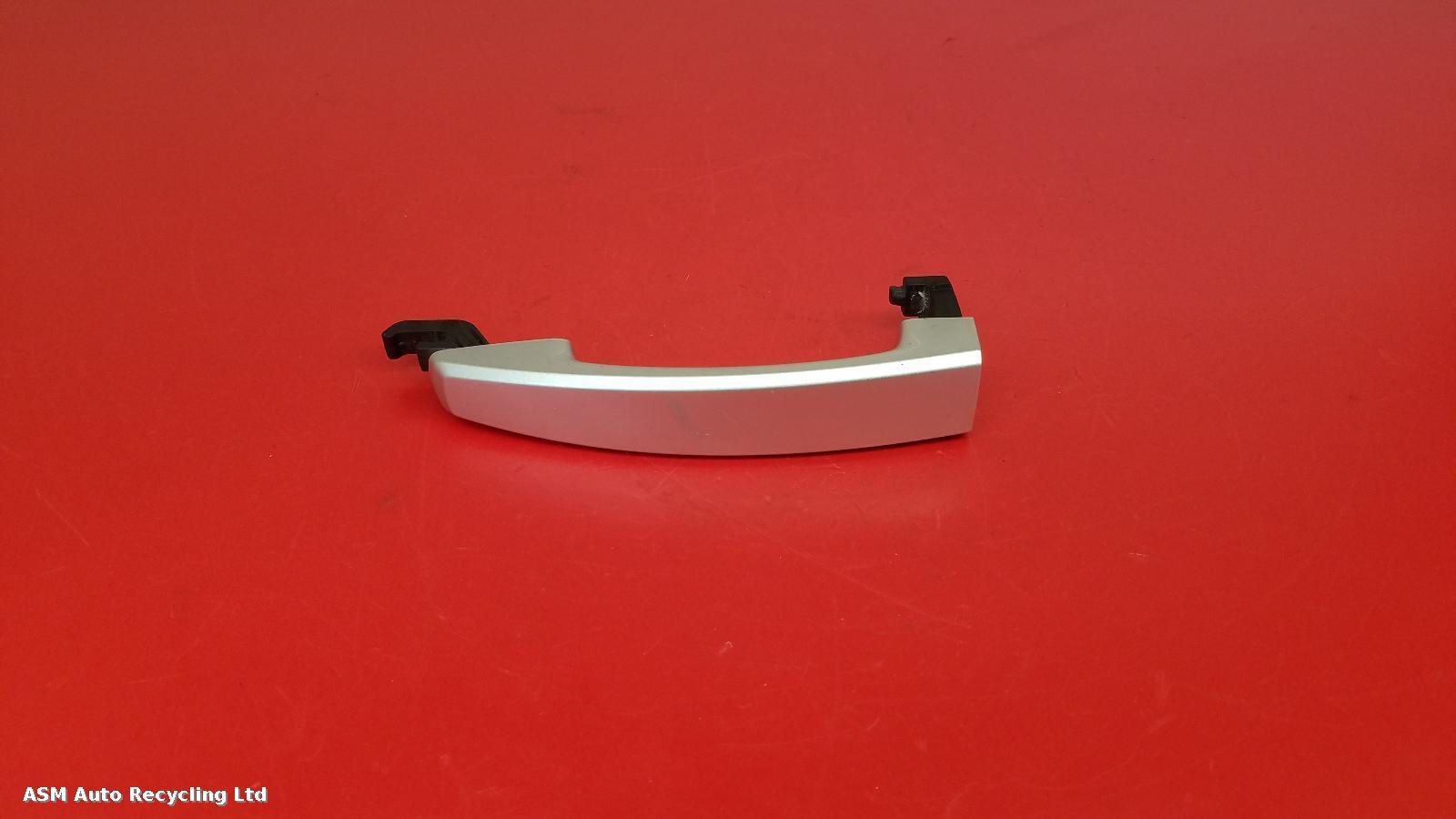 View Auto part Door Handle Vauxhall Zafira 2013
