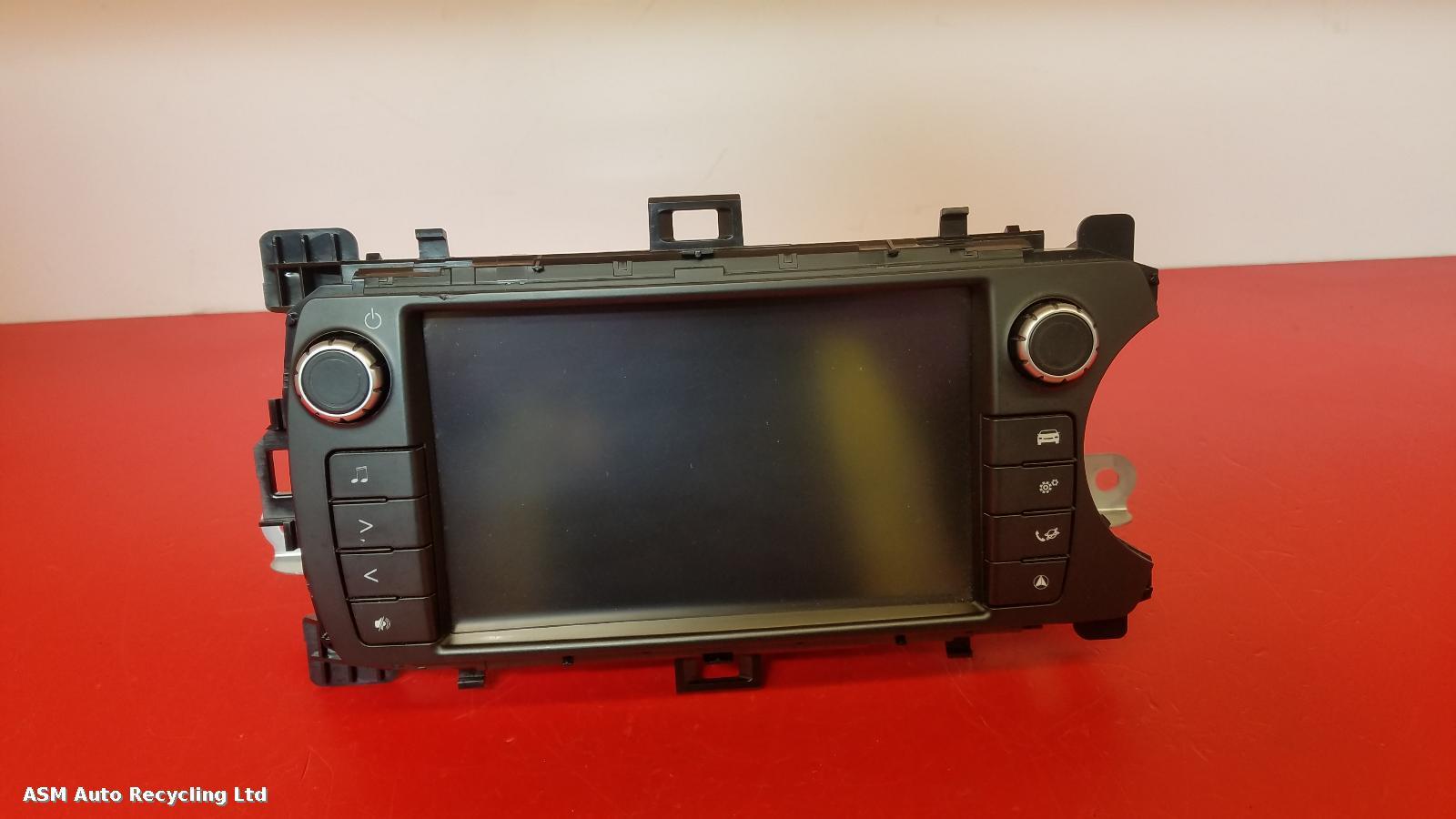 View Auto part Radio Display Toyota Yaris 2015