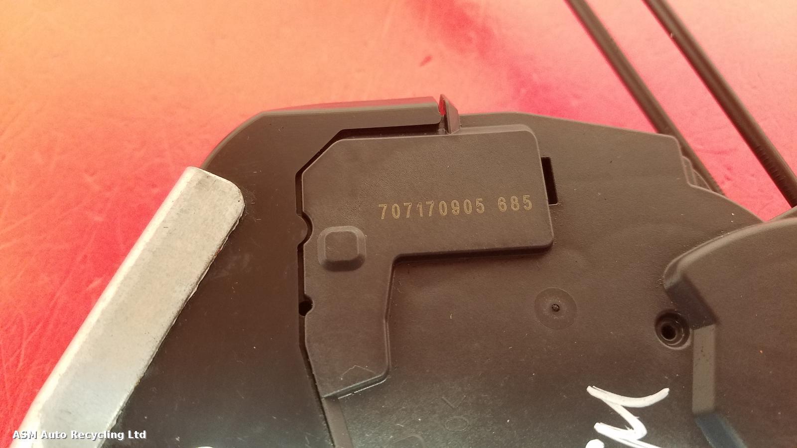 View Auto part Door Lock Assembly Suzuki Swift 2018