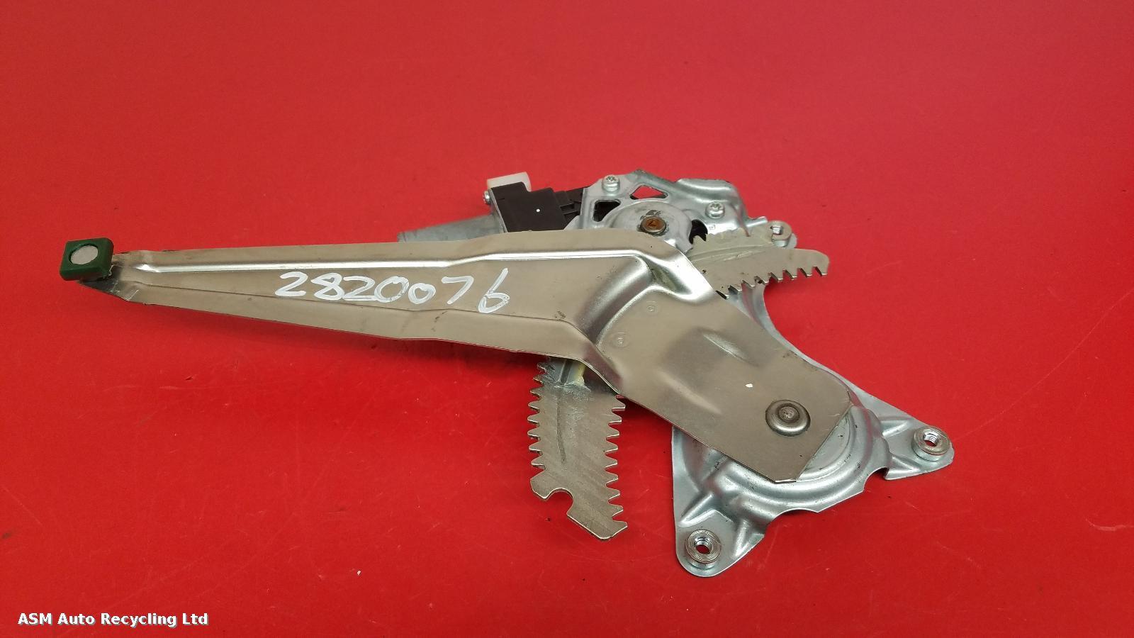 View Auto part LR Window Regulator Suzuki Swift 2018