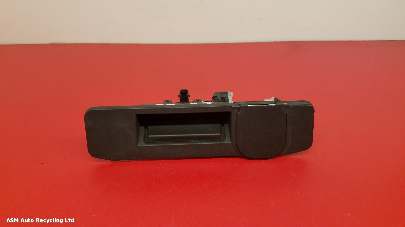 View Auto part Tailgate Handle Mercedes C Class 2016