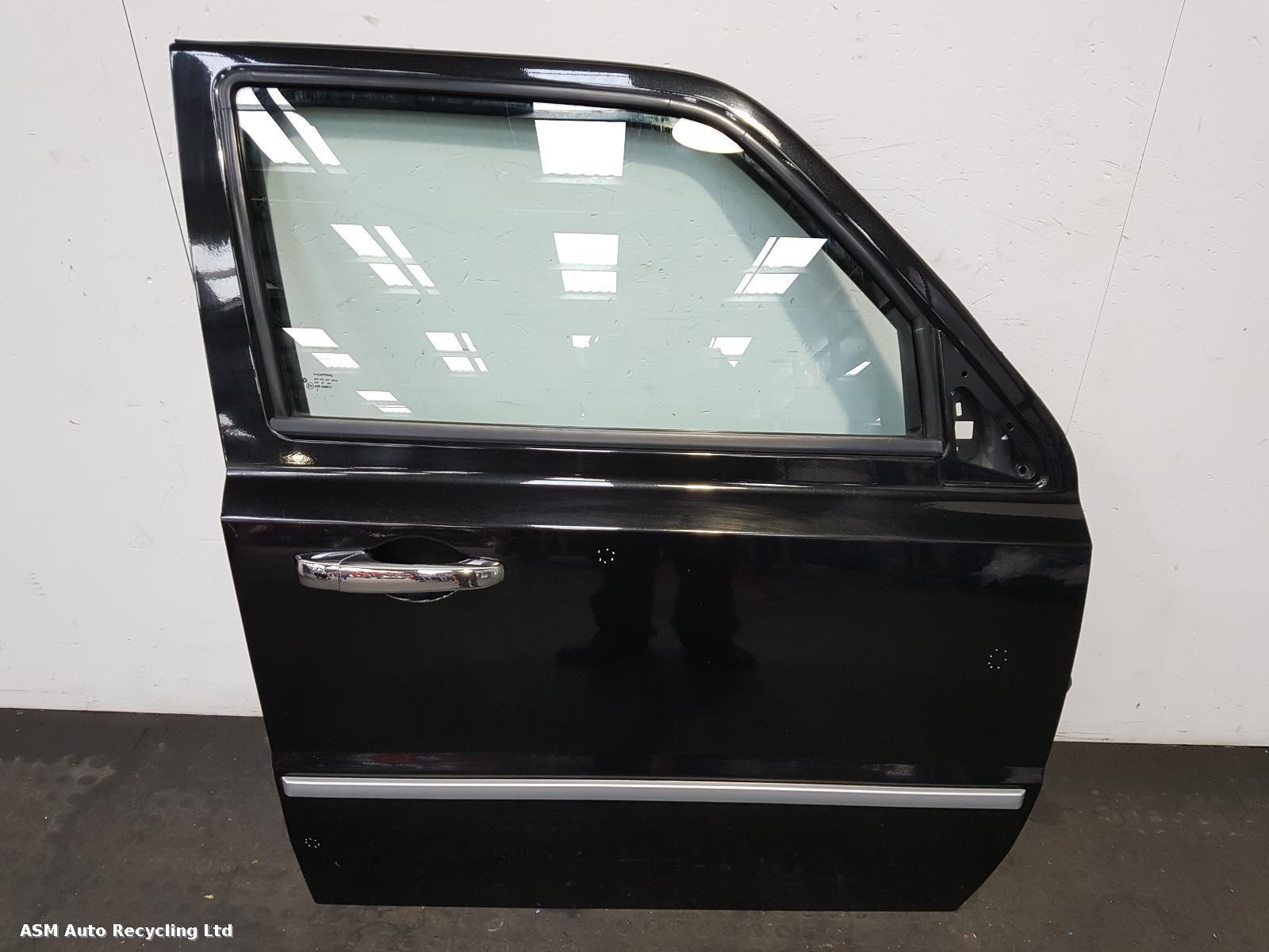 View Auto part R Front Door Jeep Patriot 2008