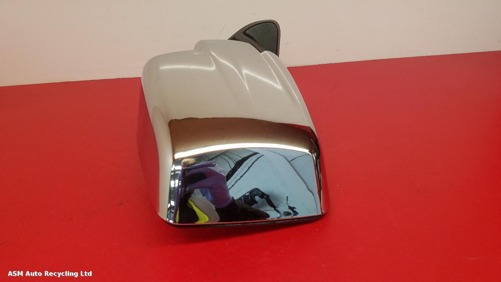 View Auto part R Door Mirror Jeep Patriot 2008
