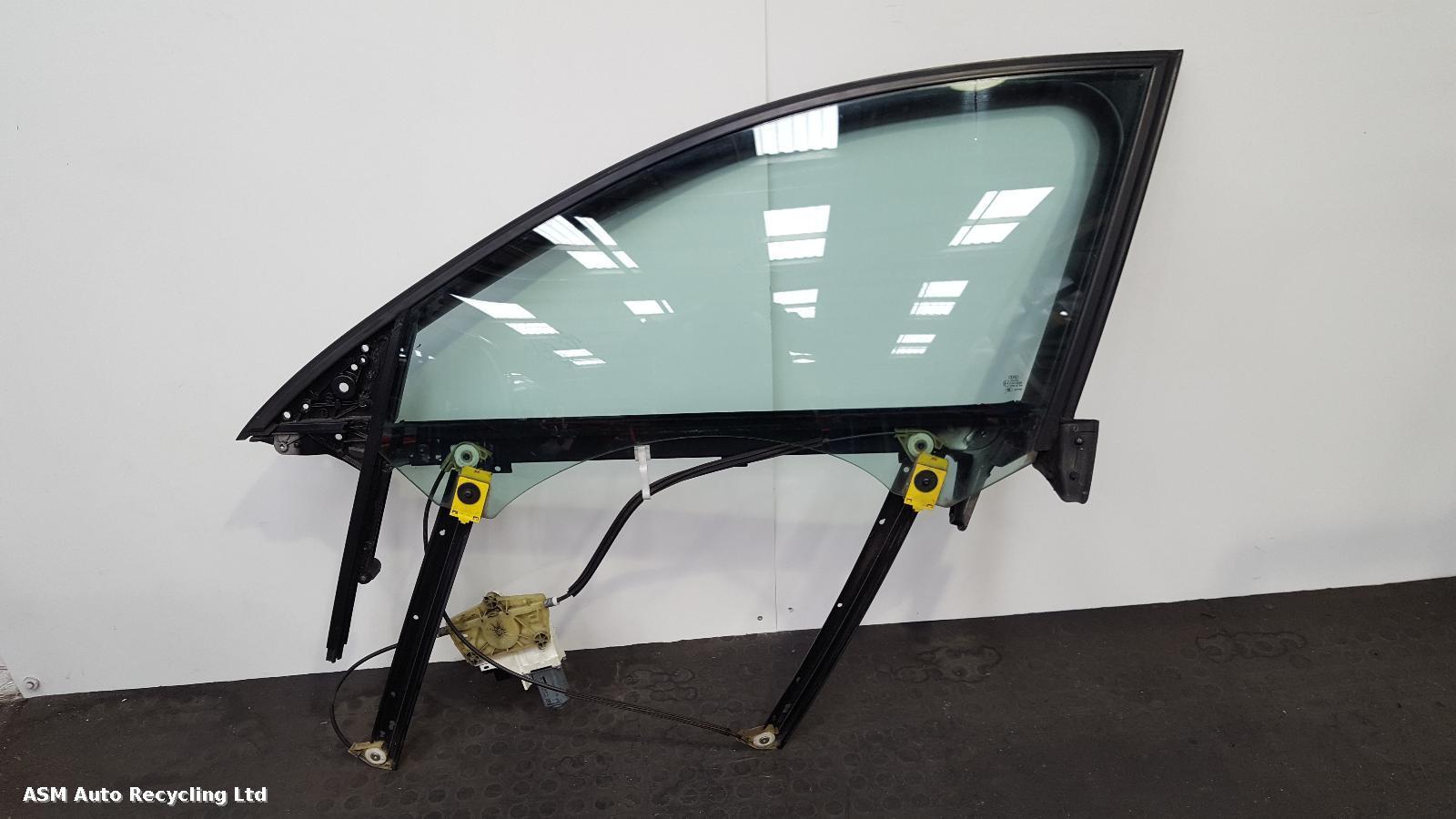 View Auto part LF Window Regulator Audi A6 2008