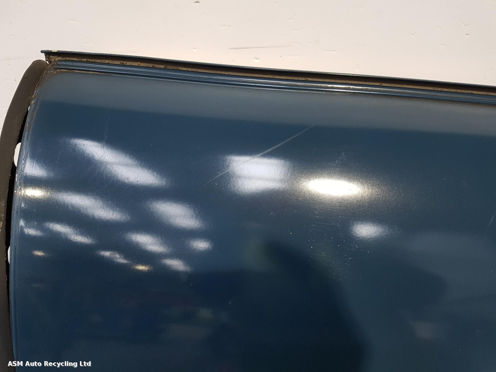 View Auto part Roof Morris Minor 1971