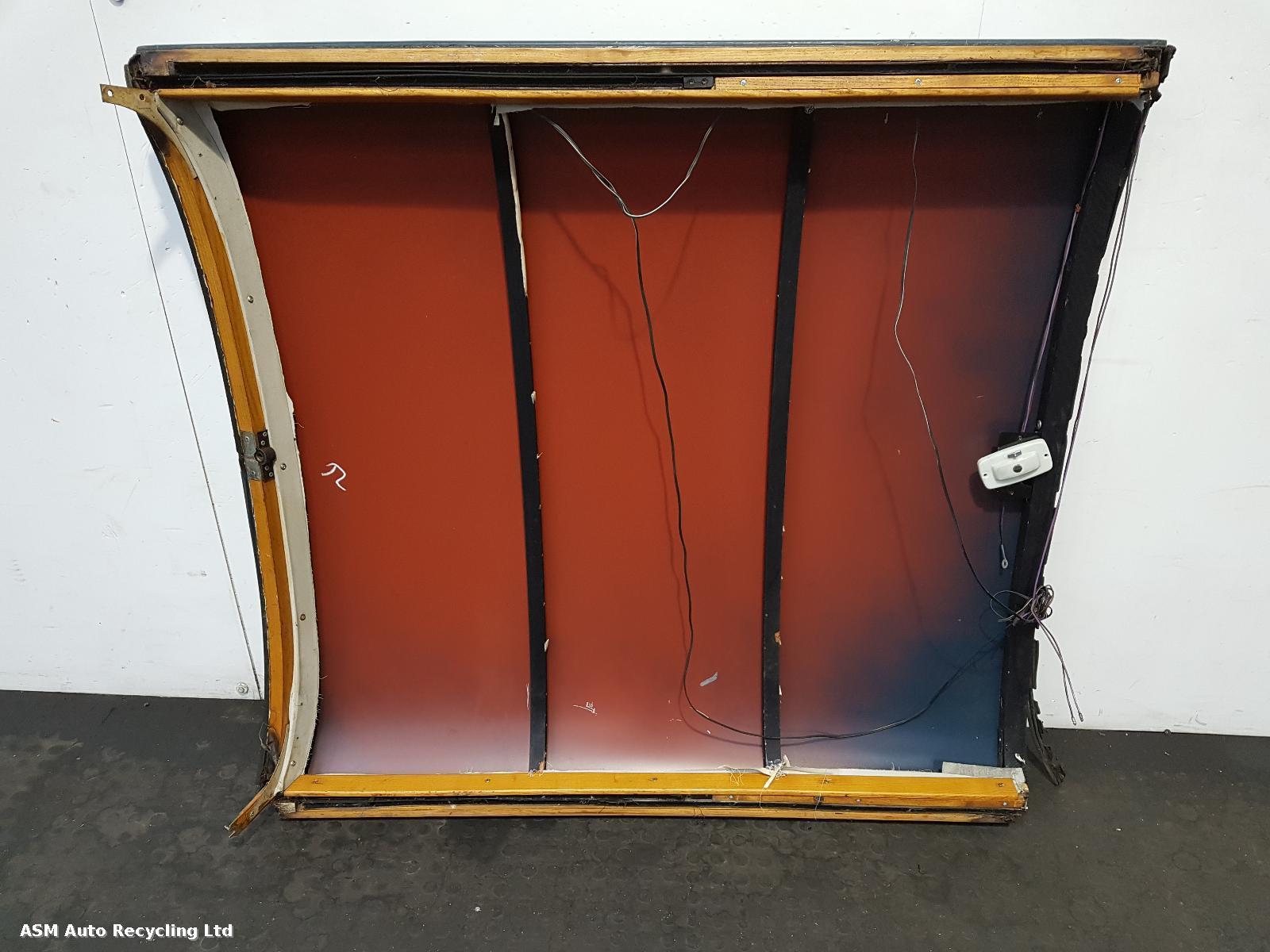 View Auto part Roof Morris Minor 1971
