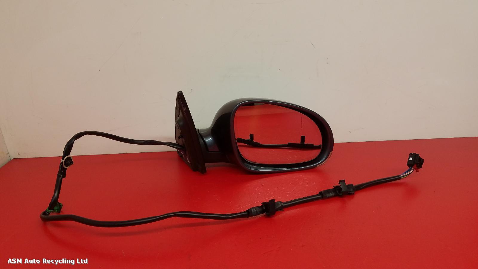View Auto part R Door Mirror Volkswagen Eos 2008