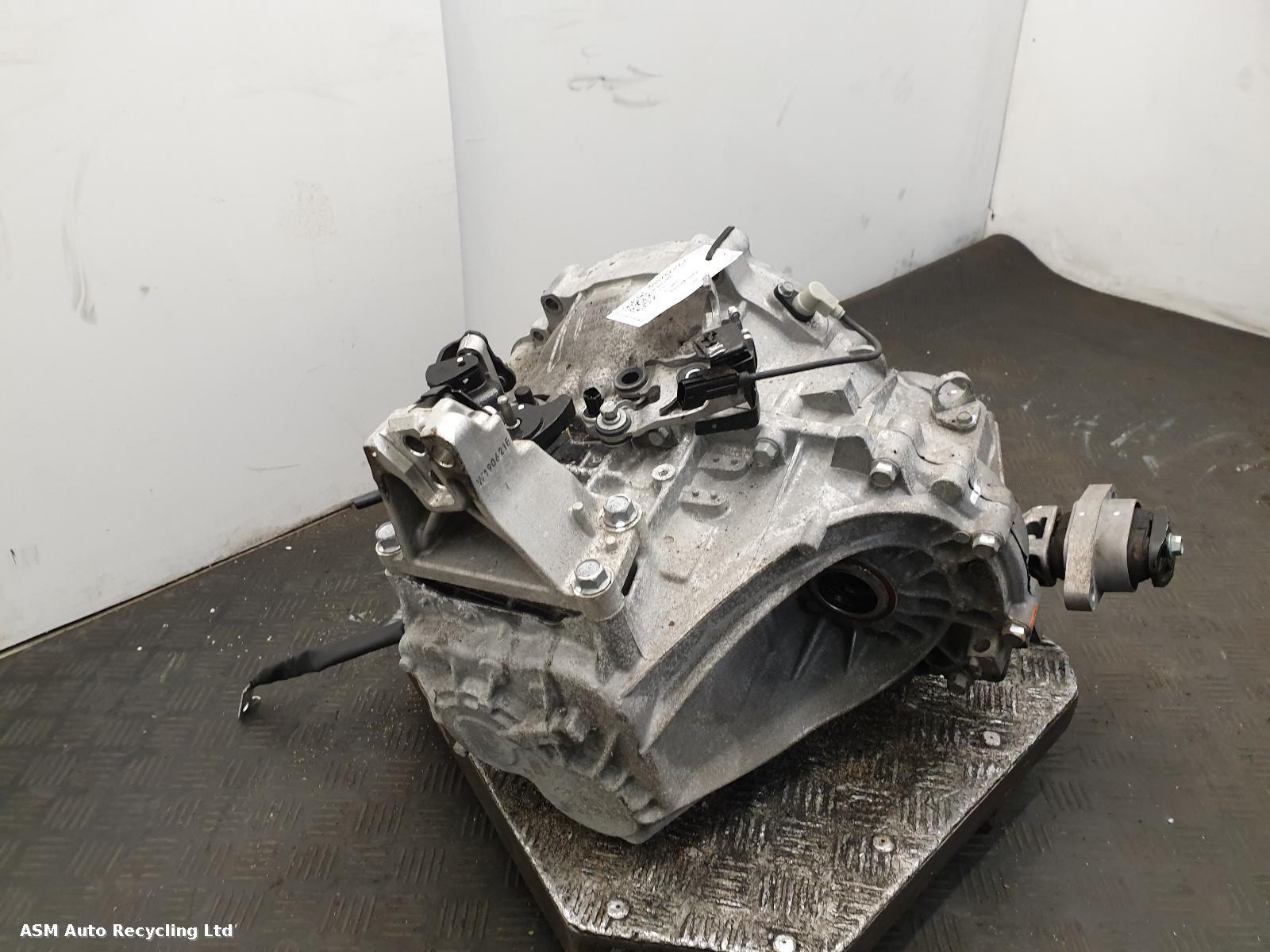 View Auto part Gearbox Kia Stonic 2020