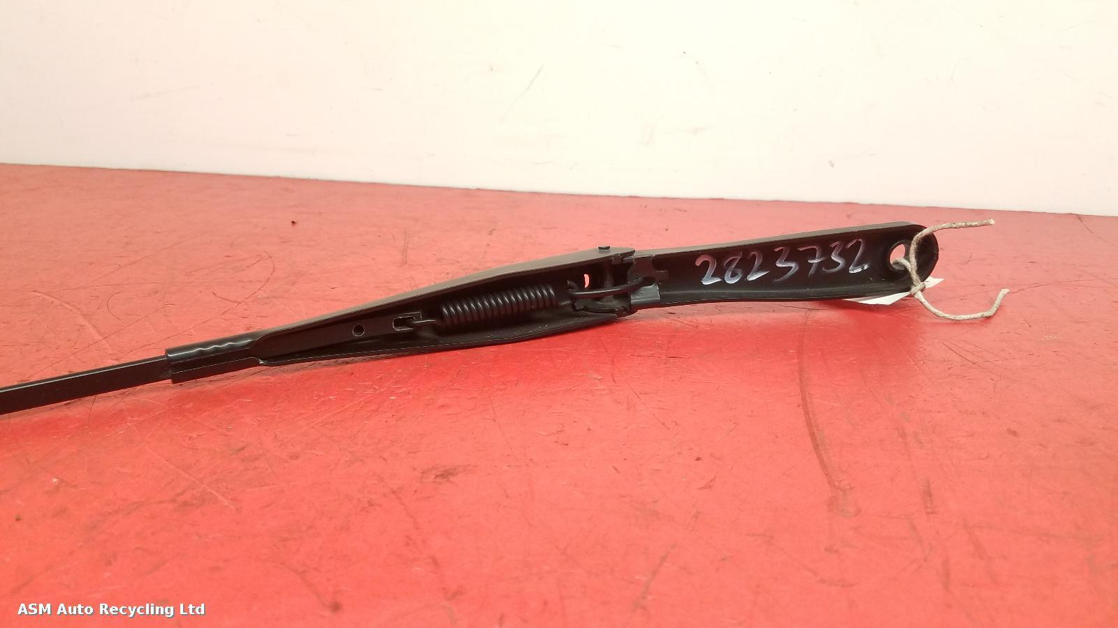 View Auto part Wiper Arm Vauxhall Astra 2010