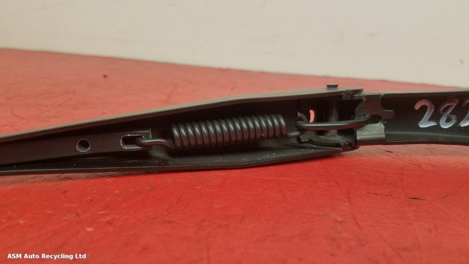 View Auto part Wiper Arm Vauxhall Astra 2010