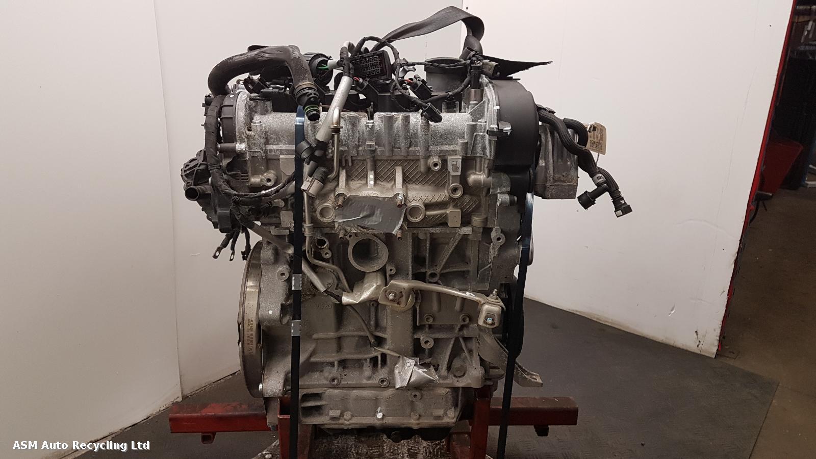 View Auto part Engine Volkswagen Golf 2016