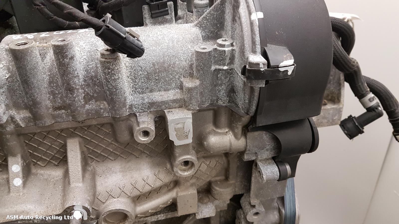 View Auto part Engine Volkswagen Golf 2016