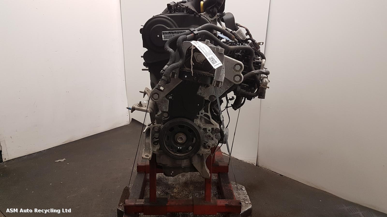 View Auto part Engine Volkswagen Golf 2016