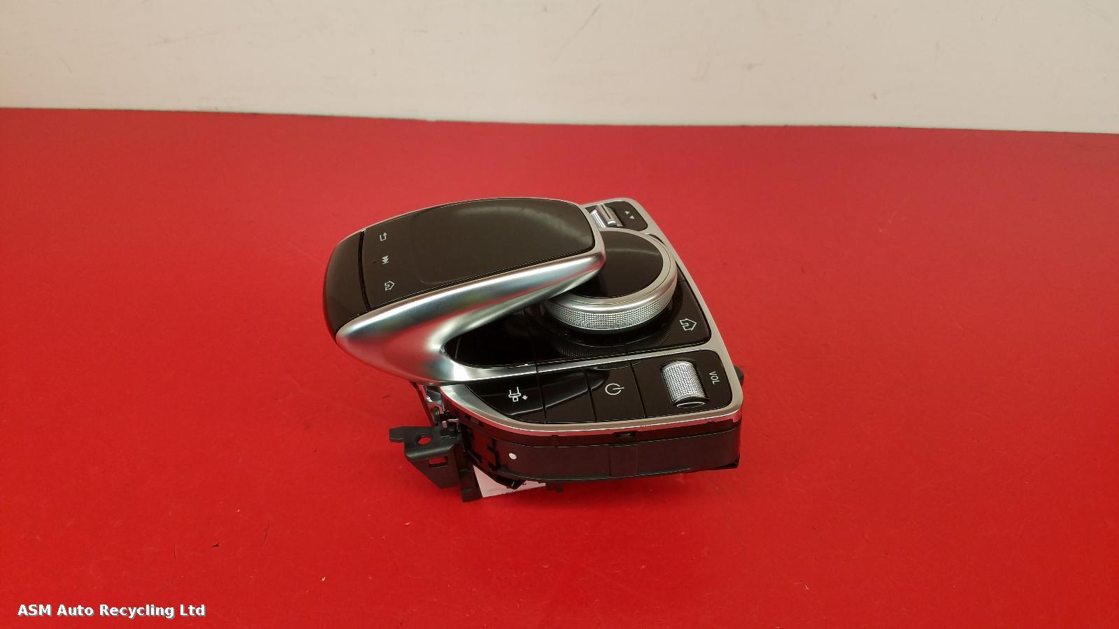 View Auto part Radio Display Mercedes E Class 2018