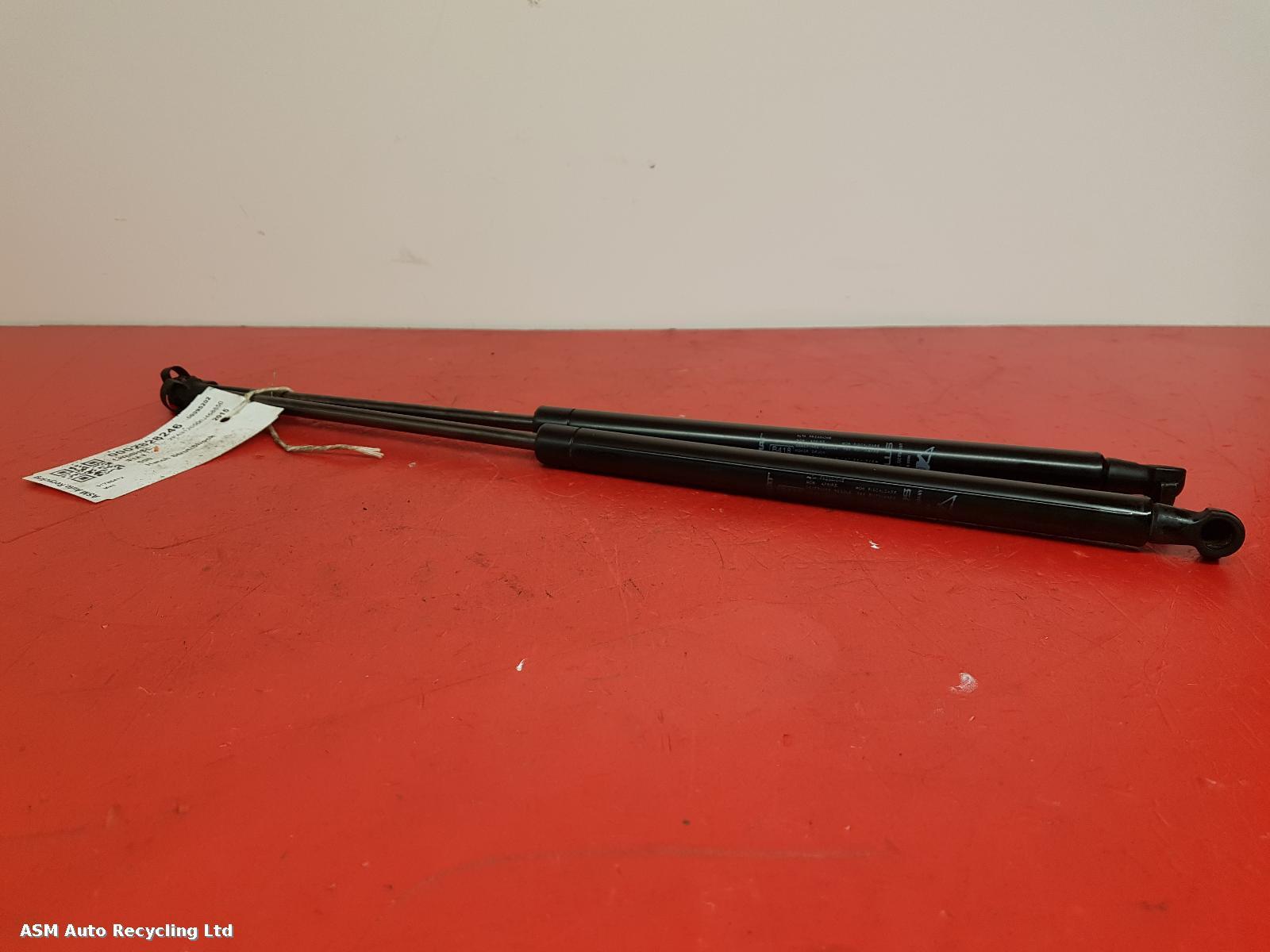 View Auto part Hatch Strut/Shock Fiat 500 2015