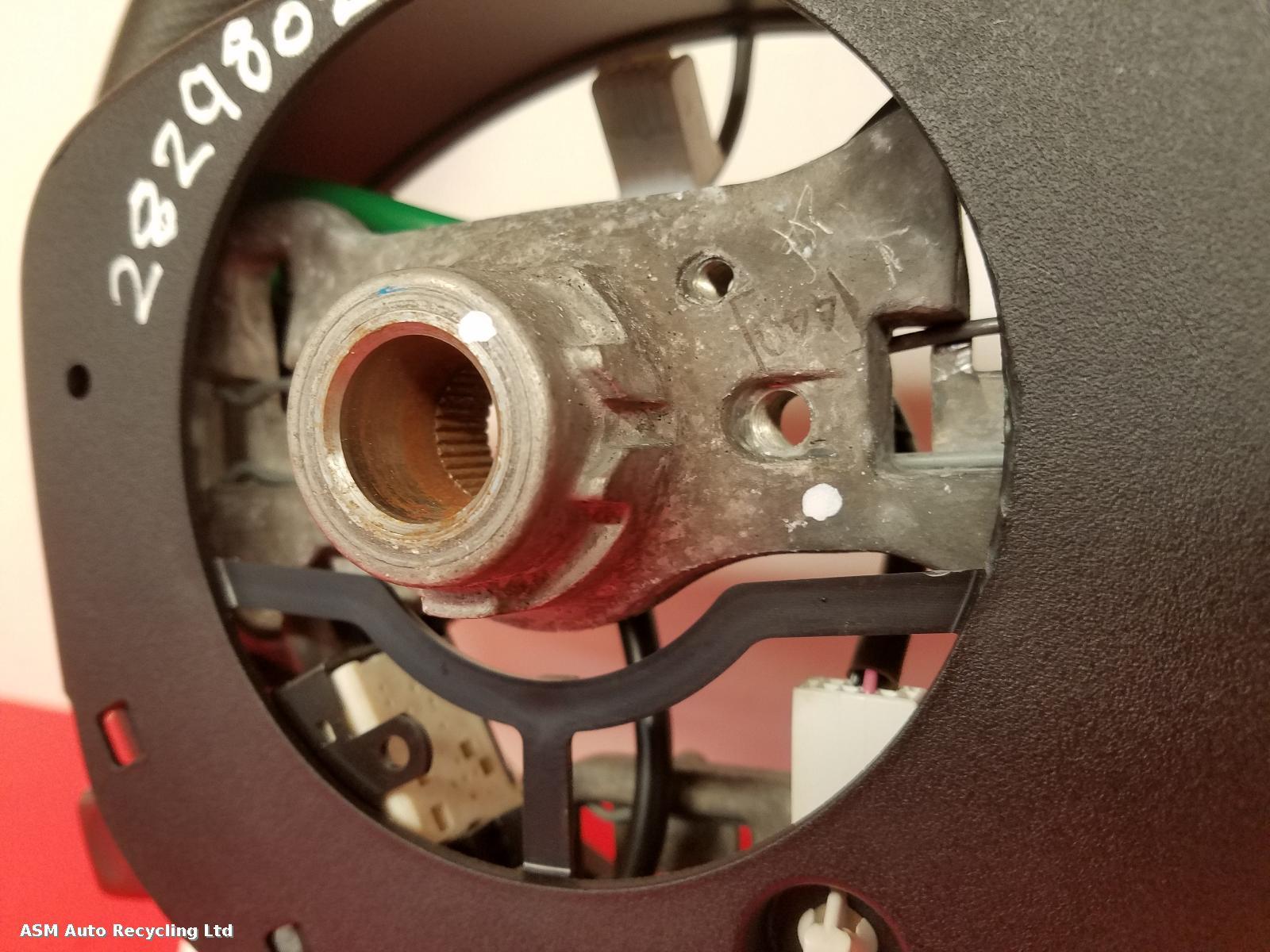 View Auto part Steering Wheel Toyota Yaris 2016