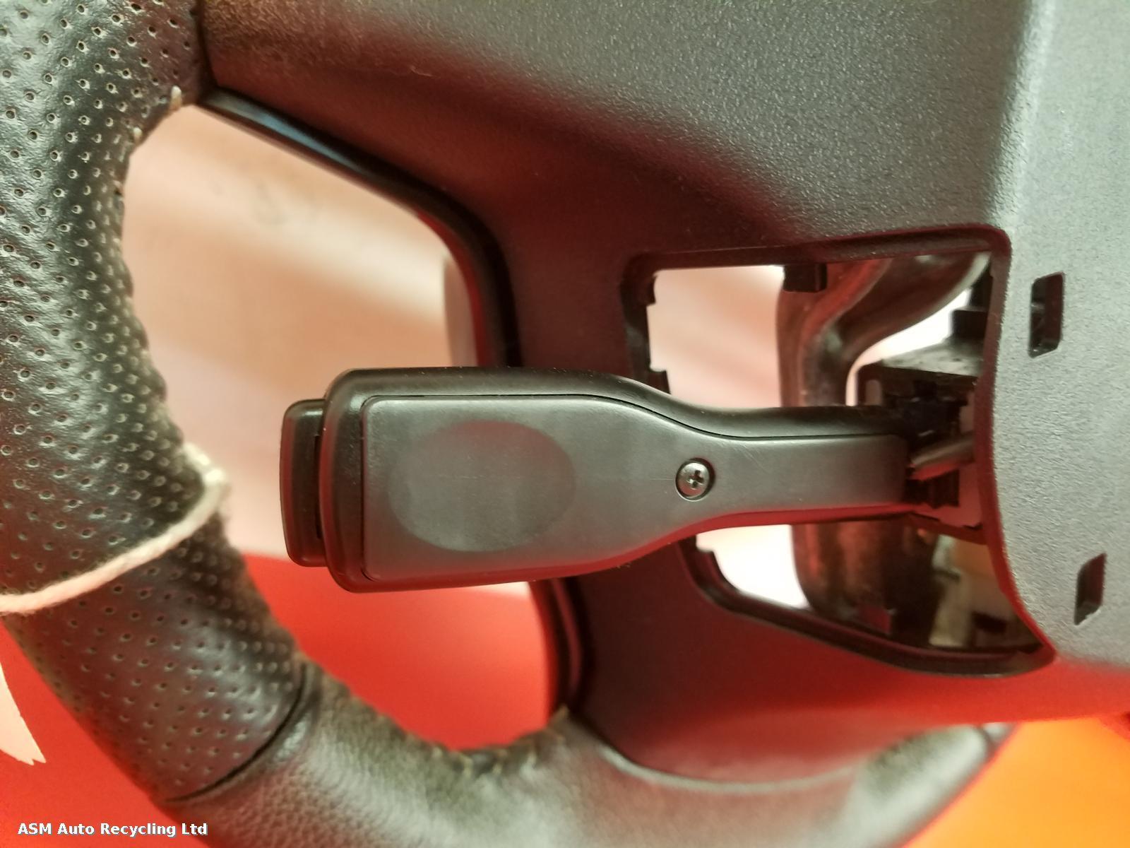 View Auto part Steering Wheel Toyota Yaris 2016