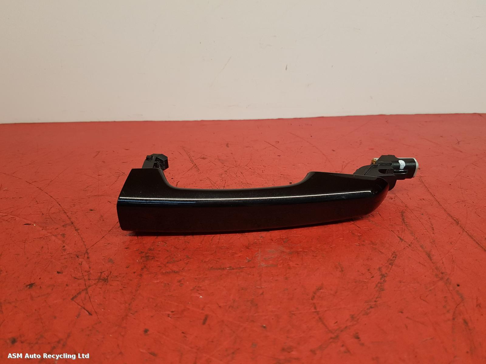 View Auto part Door Handle Land Rover Discovery Sport 2017