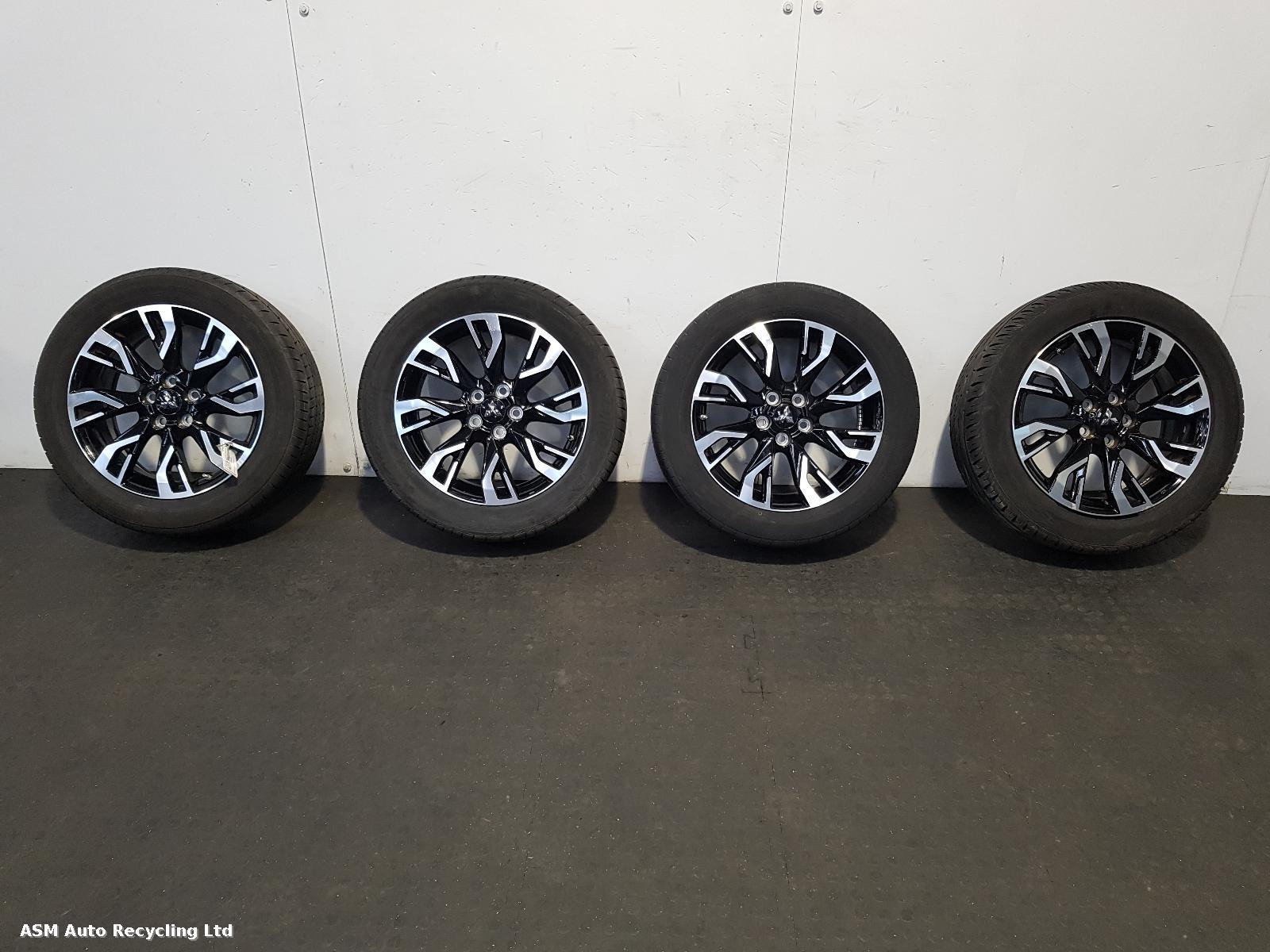 View Auto part Wheel Set Mitsubishi Outlander 2018