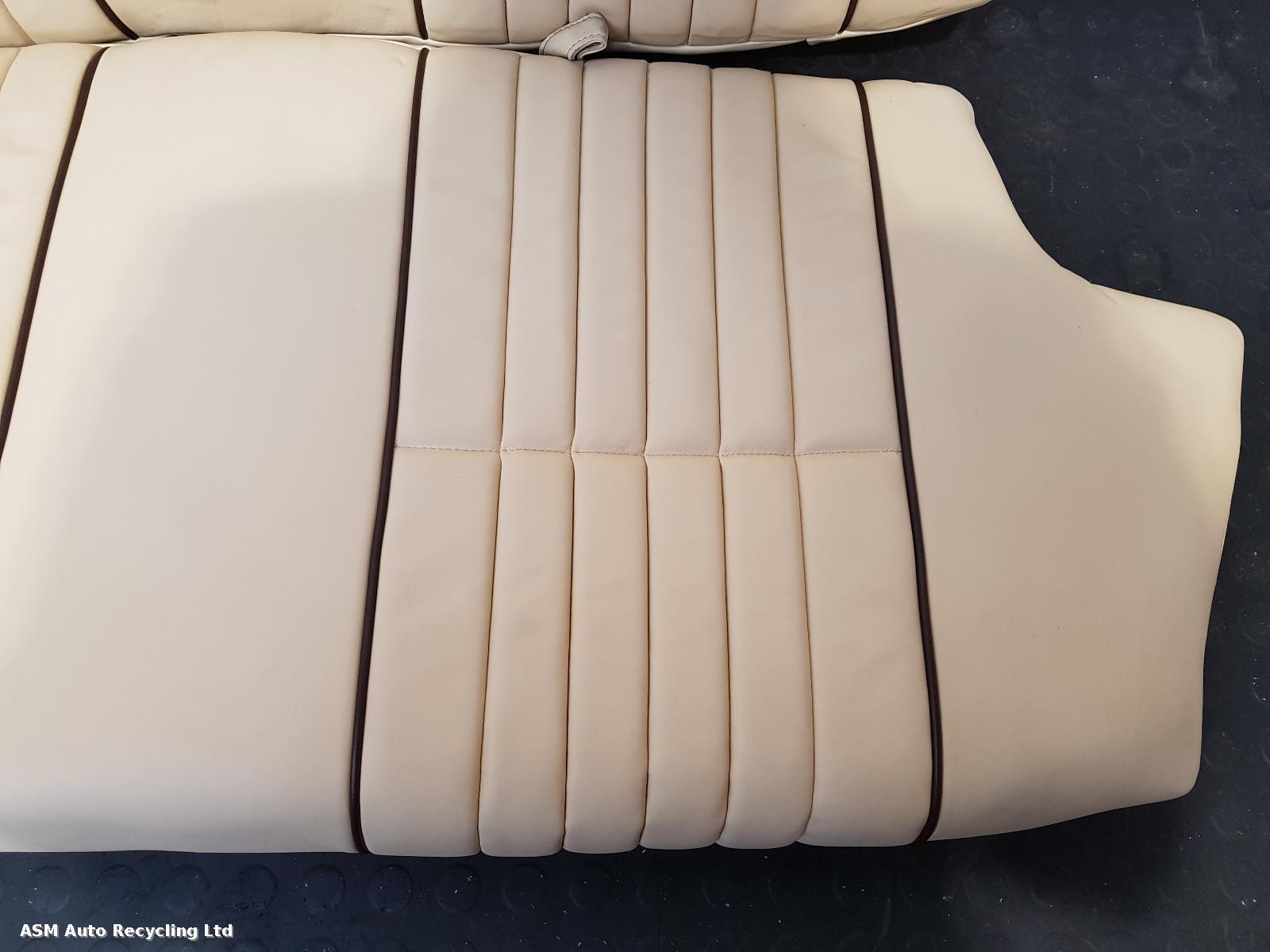 View Auto part Complete Interior Rover Mini 1987