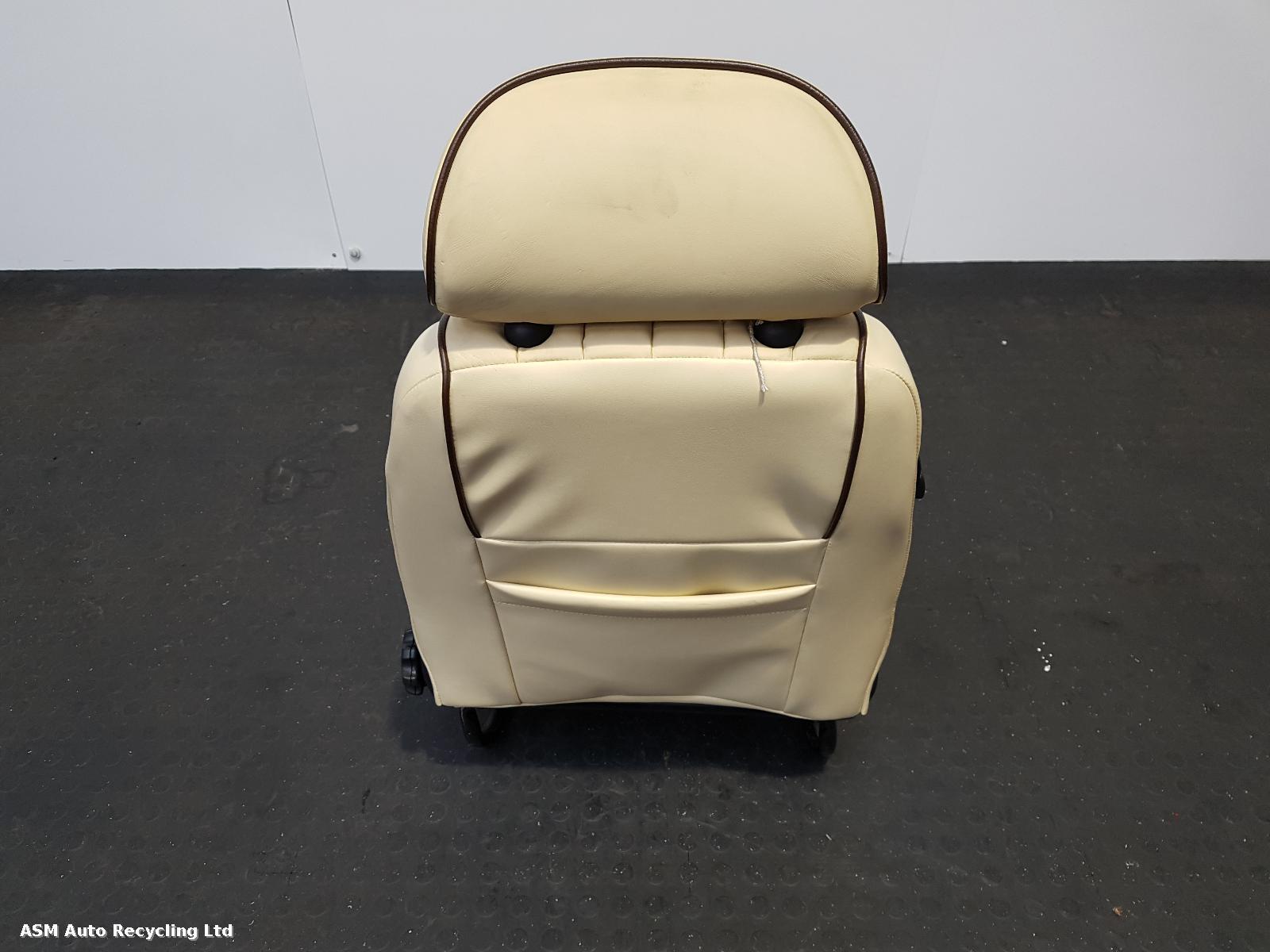 View Auto part Complete Interior Rover Mini 1987