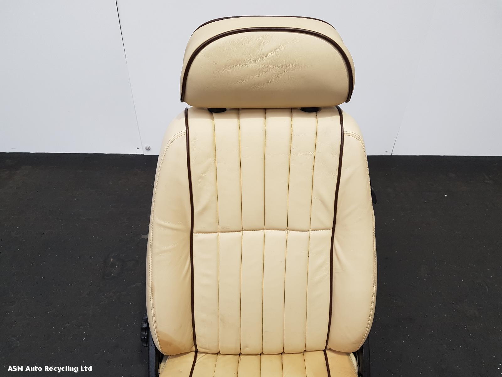 View Auto part Complete Interior Rover Mini 1987