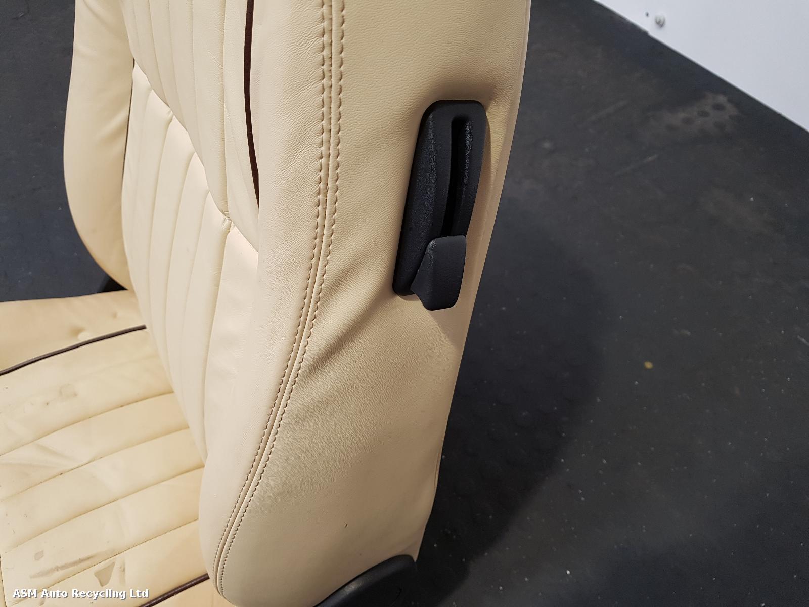 View Auto part Complete Interior Rover Mini 1987