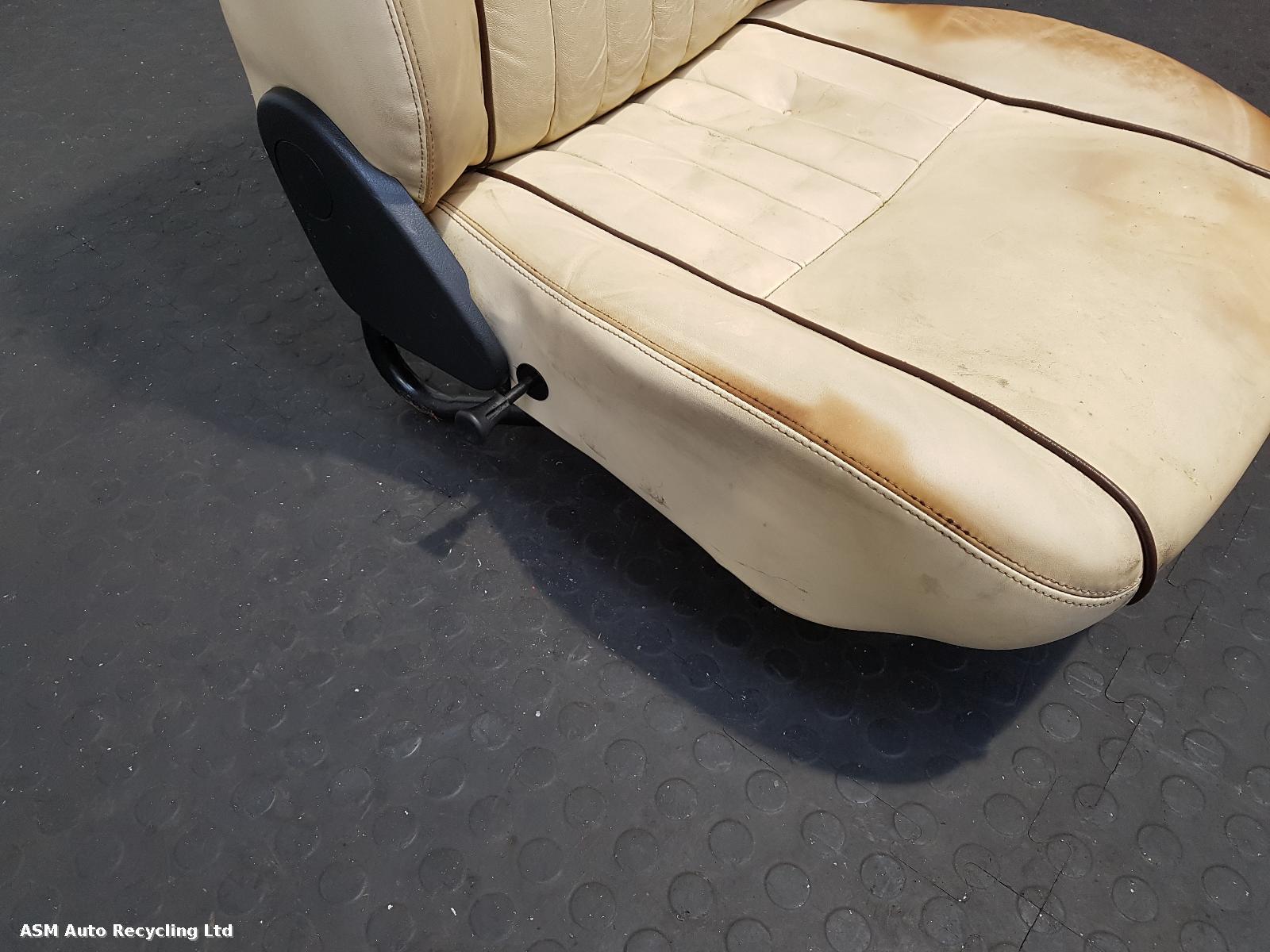 View Auto part Complete Interior Rover Mini 1987