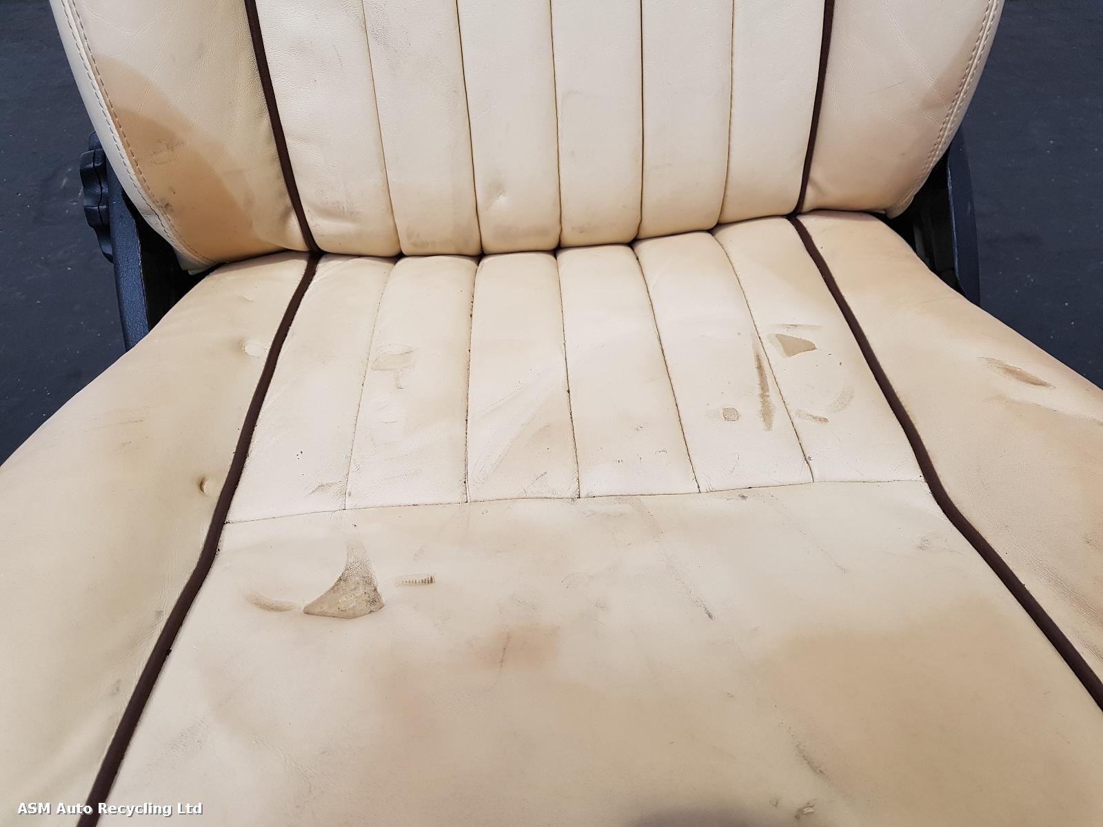 View Auto part Complete Interior Rover Mini 1987