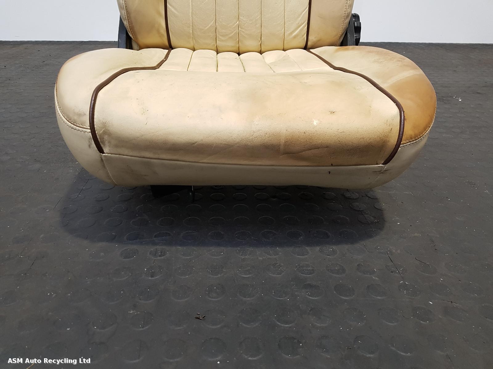 View Auto part Complete Interior Rover Mini 1987