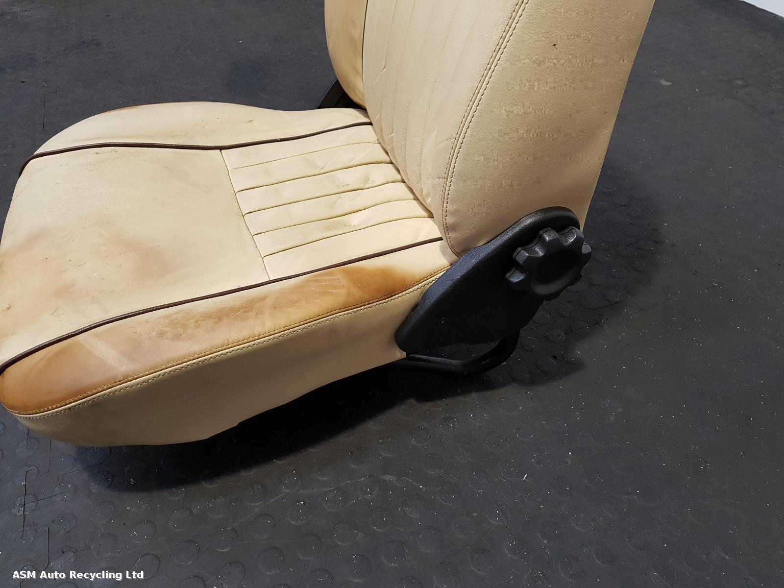 View Auto part Complete Interior Rover Mini 1987