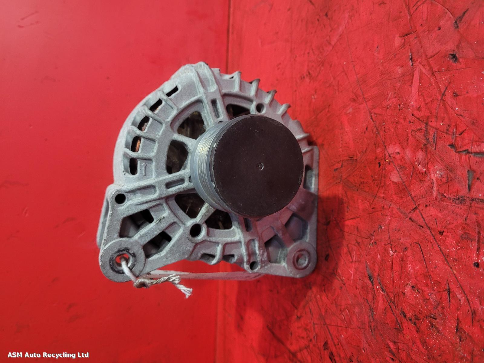 View Auto part Alternator Renault Captur 2014