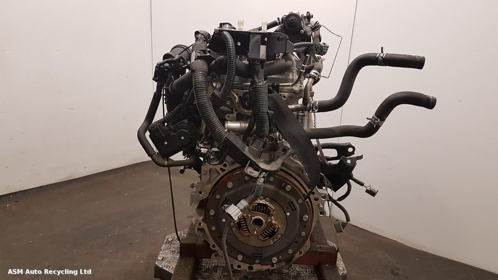 View Auto part Engine Toyota Yaris 2016