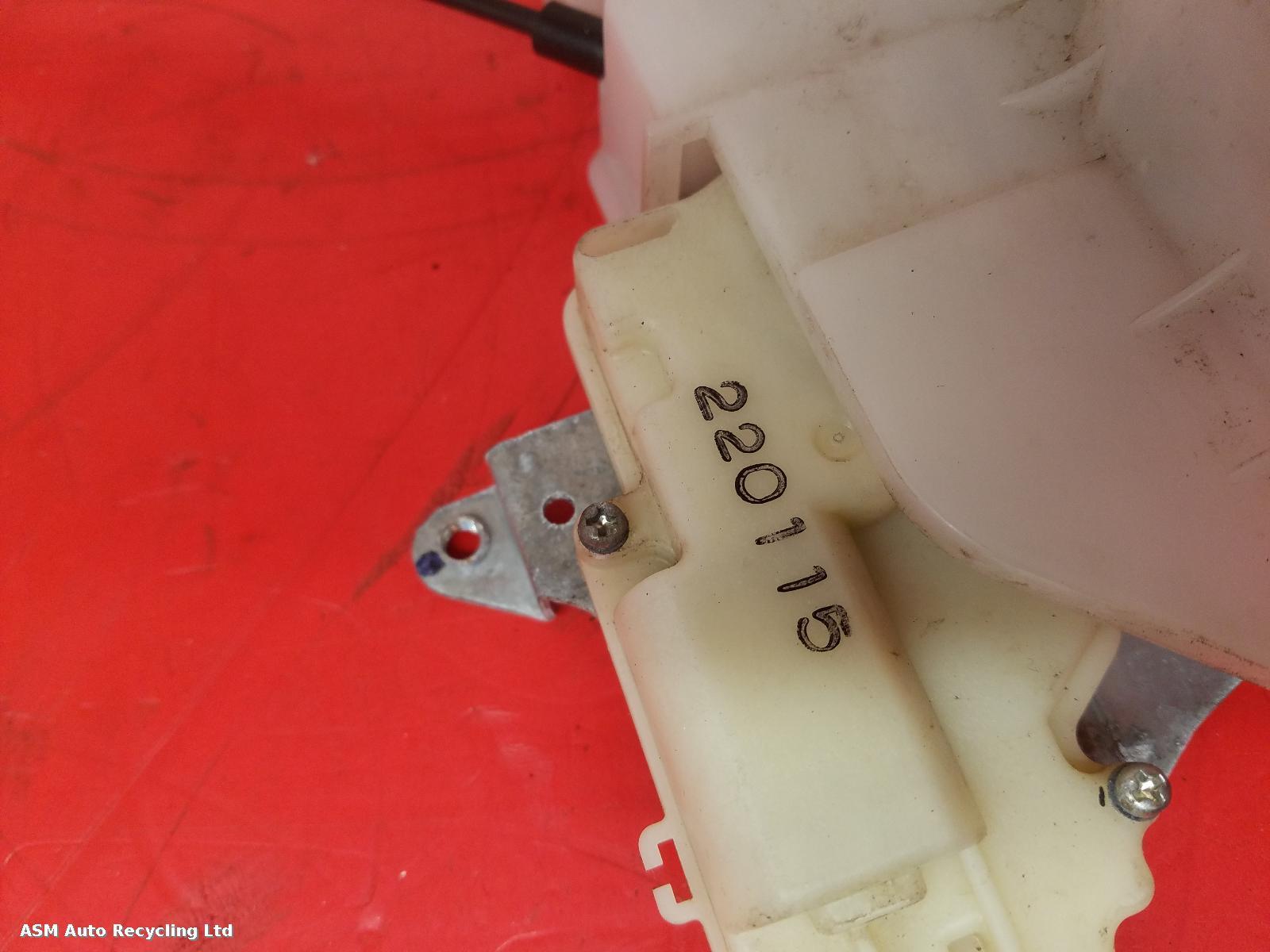 View Auto part Door Lock Assembly Isuzu D-max 2015