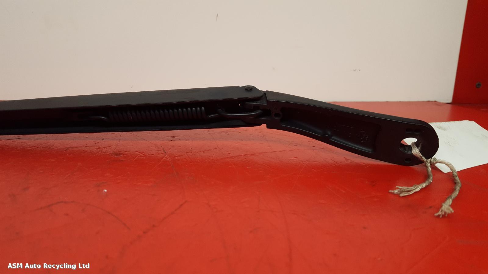 View Auto part Wiper Arm Citroen Ds3 2014