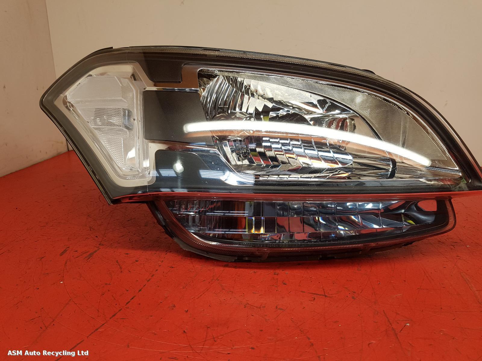 View Auto part R Headlamp Kia Soul 2011